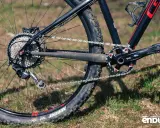 Napęd 1x10 w rowerze górskim z kasetą Shimano Deore i zębatką Narrow-Wide.